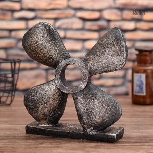 Ancre rétro en sculpture moderne pour un art décoratif contemporain