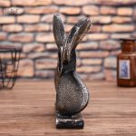 Sculpture artistique en forme d'ancre pour un style unique