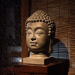 Statue Bouddha géante, décoration extérieure contemporaine