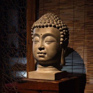 Statue Bouddha géante, décoration extérieure contemporaine