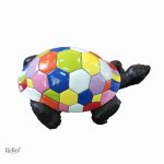 Sculpture tortue en résine, art pop, 45 cm de hauteur