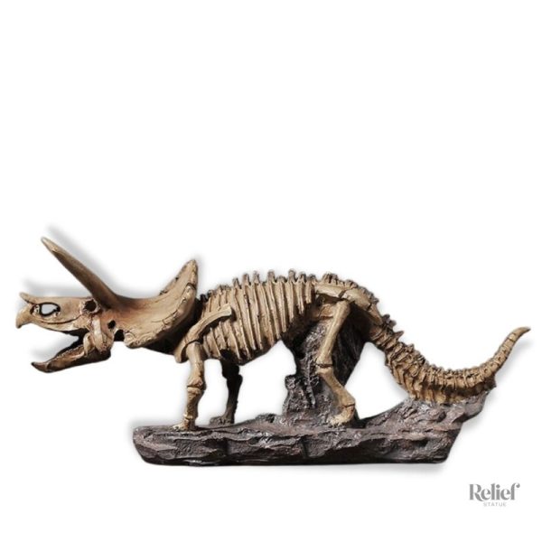 triceratops-squelette-1 Sculpture moderne de Triceratops en squelette