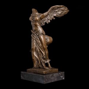 Statue bronze femme de la Victoire de Samothrace