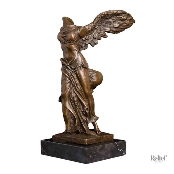 Sculpture en bronze inspirée de la Victoire