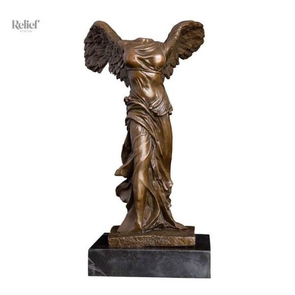 Victoire de Samothrace : une œuvre d'art en bronze