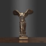 Figurine bronze de la Victoire de Samothrace, 25 cm
